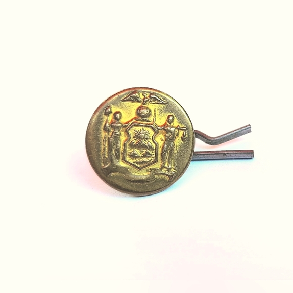 THIS OLD NEW YORK STATE SEAL  MILITIA BRASS 5/8" UNIFORM COAT BUTTON - Picture 1 of 6